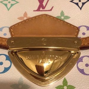 Meet your Posher, Cjf